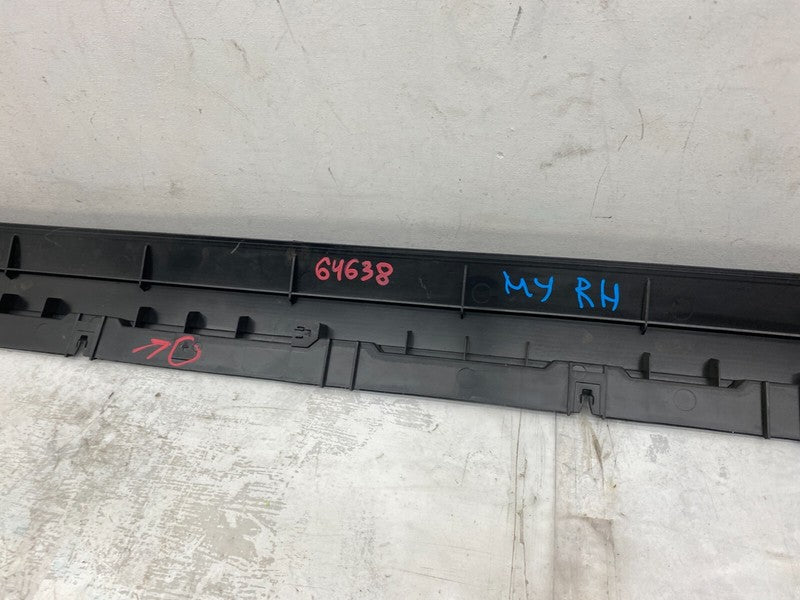 149774500C ⭕20-23 Model Y Right Side Skirt Rocker Molding Panel Carrier Bracket 497745-00-C