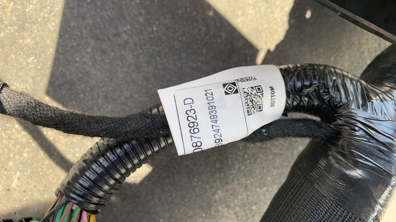 PT00876923-D ⭕ 2025 Rivian R1S Passenger Side Engine Wiring Harness Cable Wire Loom Left LH