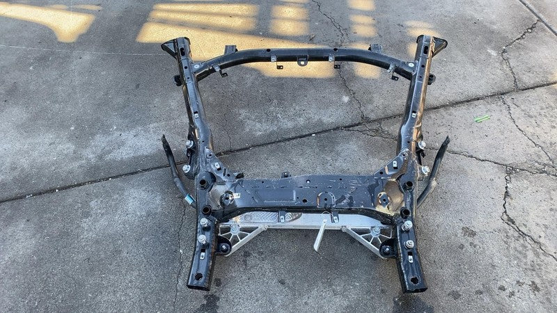 ⭕ 2017-2024 Chrysler Pacifica Front Undercarriage Subframe Crossmember Cradle
