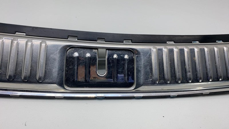 7P0863459E 2011-2018 Porsche Cayenne Rear Trunk Sill Scuff Plate Cover Trim Panel 7P0863459