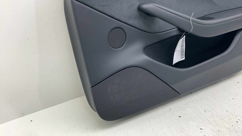 ⭕ 2024-2026 Tesla Model 3 Front Passenger Highland Door Panel Trim Car