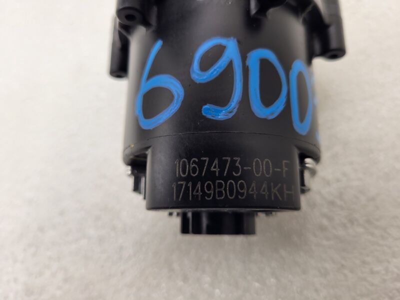 2012-2020 Tesla Model S MS Auxiliary Water Coolant Pump Assembly 1067473-00-F