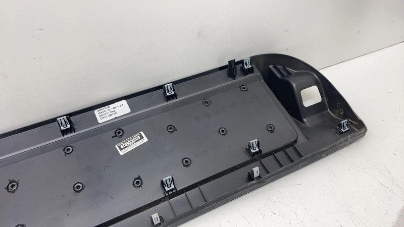 PT00003525-H ⭕ 2025 Rivian R1S Rear Trunk Lower Gate Trim Panel Assembly PT00003525-H