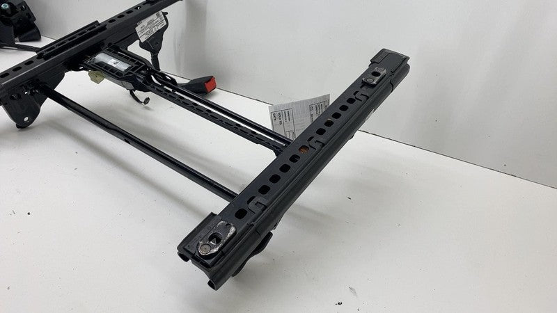 ⭕24 Porsche Cayenne Front Right 1st Row Seat Track Rail Frame & Adjustment Motor