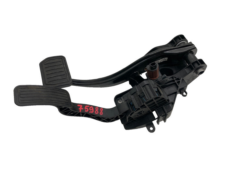 104469100D ⭕ 2017-2023 Model 3 Accelerator and Brake Foot Pedal w/ Switch Base 1044691-00-D