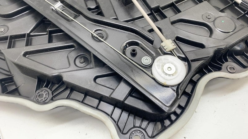 ⭕20-24 Model Y Front Right Door Window Regulator & Motor w/ Carrier 14