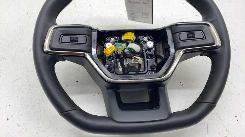 ⭕ 2025 Rivian R1S Front Steering Wheel Assembly Black Mountain C100015