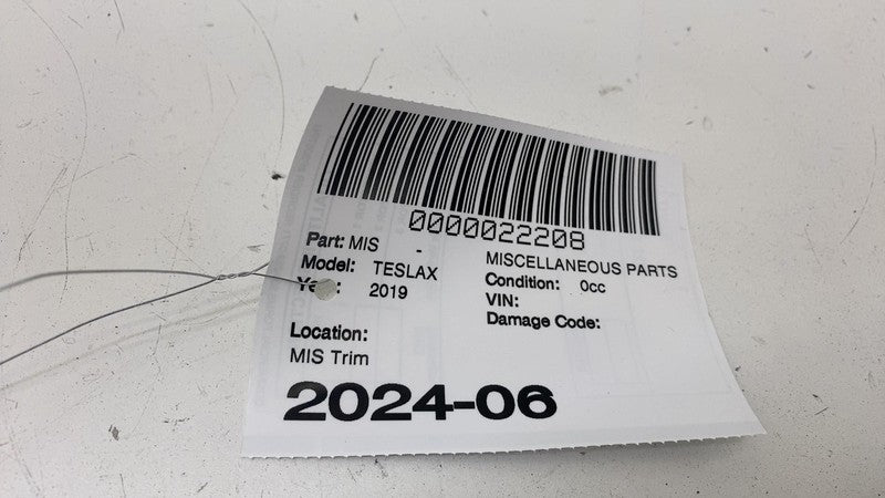 105155603B ⭕ 2016-2020 Tesla Model X Rear Right Falcon Door Trim Mid Gap Hider 1051556-03-B