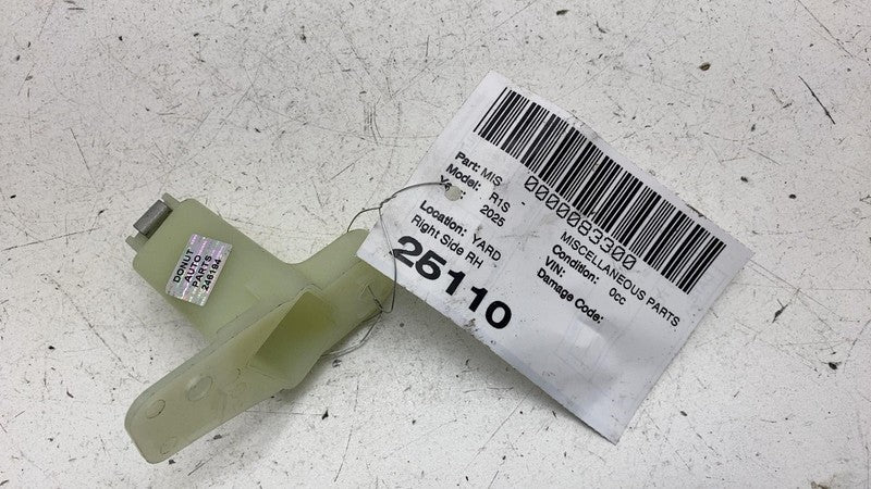 ⭕ 2025 Rivian R1S Passenger Side Misc Grommet Assy Right RH 6096979 PT