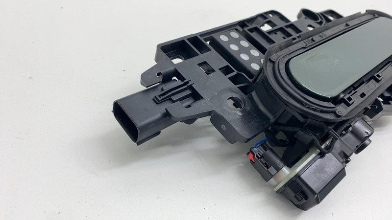 PT00002455-J ⭕22-24 R1T R1S Right Front / Left Exterior Door Handle Green EXP006 PT00002455-J