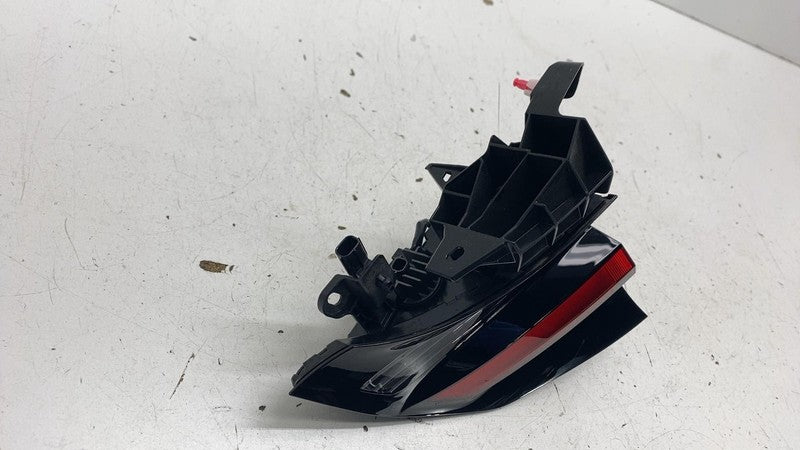 ⭕ 2023-2024 Toyota Prius Rear Right Side Quarter Panel Tail Lamp OEM 8