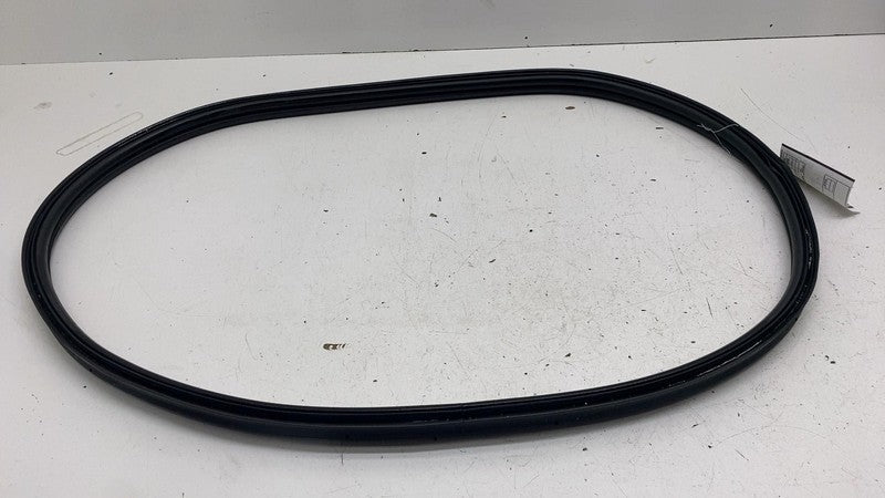 ⭕ 2021 2022 2023 Polestar 2 Rear Trunk Tailgate Weatherstrip Rubber Seal Assy