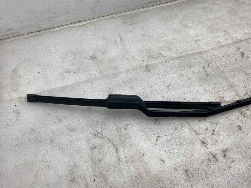 1076729-00-C ⭕ 2017-2022 Tesla Model 3 Front Windshield Wiper Arm & Blade Right 1076729-00-C