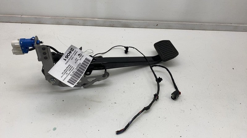 ⭕ 2016 2017 2018 2019 2020 Tesla Model X Brake Foot Pedal Assembly 102