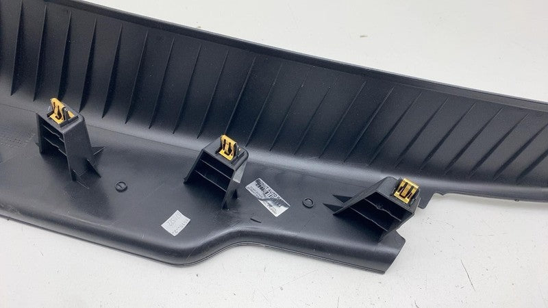 PT00001388 ⭕ 2022-2024 Rivian R1T Rear C-Pillar Trim Panel Cover Lower Right OEM PT00001388