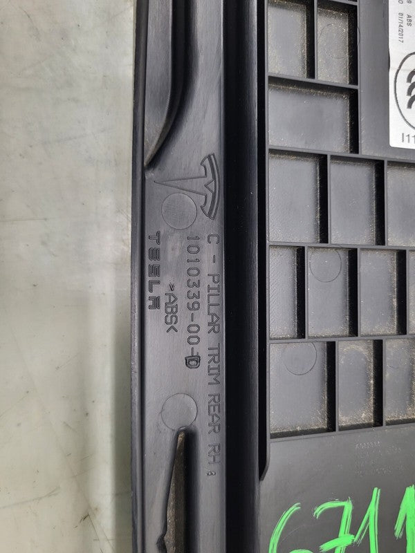 1010339-00-D ⭕ 12-20 Tesla Model S Rear Right C-Pillar Upper Trim Cover Panel RH 1010339-00-D