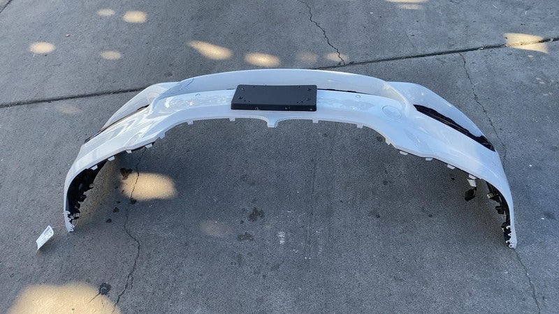 2018-2020 BMW 530e Front Bumper Cover Assy w Park Sensor & Park Light  White 300