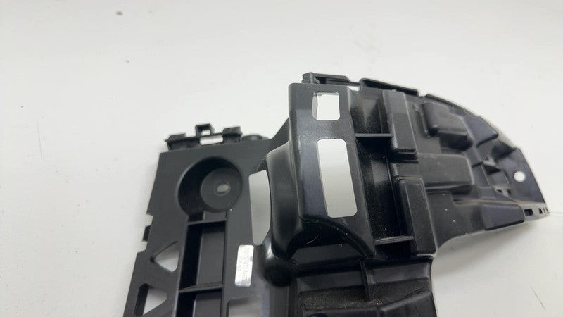 9Y3 807 394 A ⭕2019-2024 Porsche Cayenne Rear Right Bumper Mounting Bracket Support 9Y3807394A