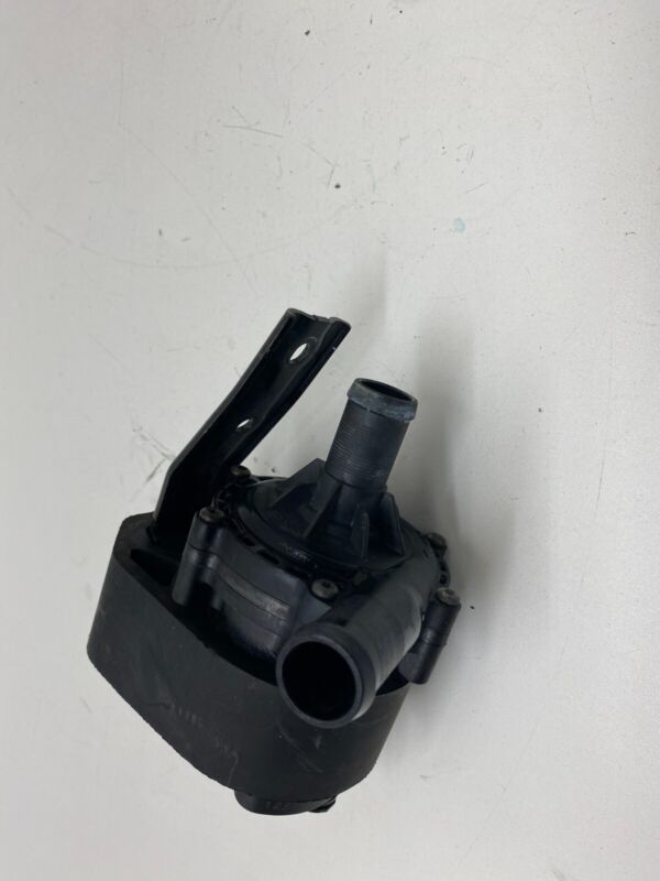 2012-2015 Tesla Model S MS Motor Inverter Battery Coolant Auxiliary Water Pump