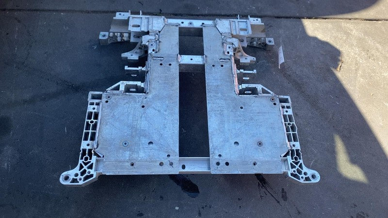 PT00001865 P ⭕ 2022-2023 Rivian R1S Front Subframe Bare Undercarriage Crossmember PT00001865P