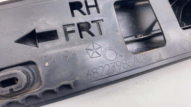 ⭕ 17-24 Chrysler Pacifica Right Side Roof Rail Rack Luggage Carrier 68