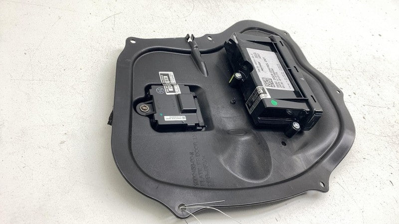 ⭕12-20 Tesla Model S Front Right Door Plate Panel w/ Control Module 10