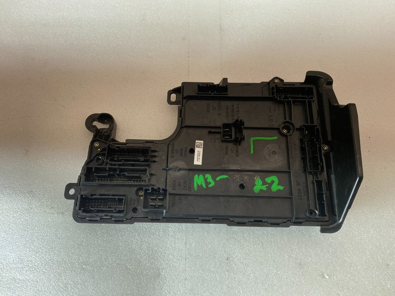 156745500C ⭕ 2017-2023 Model 3 Left Low Voltage Controller Body Control Module 1567455-00-C