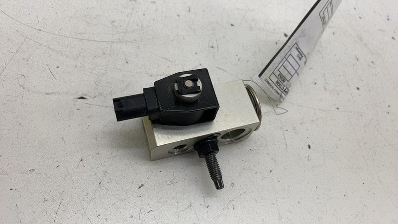 17-23 Model 3 Air Conditioner AC HVAC Heater Core Valve Tube Sensor 11