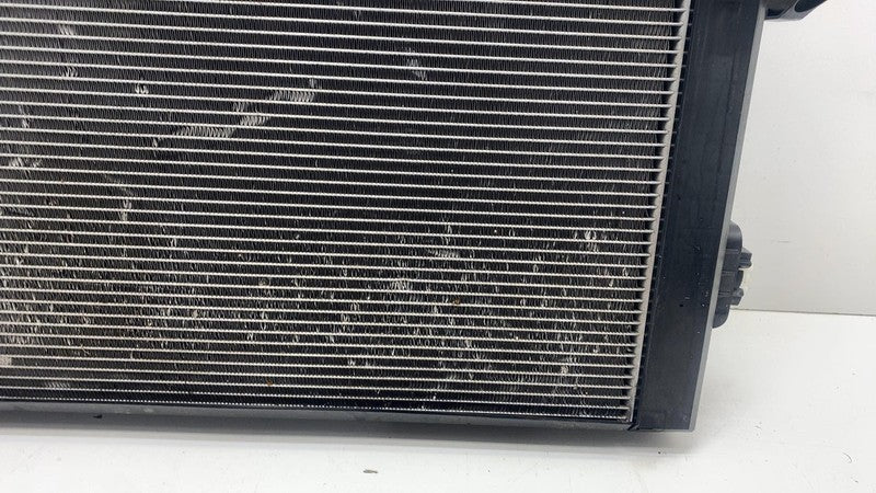 8641949-02 ⭕ 2014-2020 BMW i3 I01 Front Radiator A/C Condenser Fan Shroud Assembly 8641949