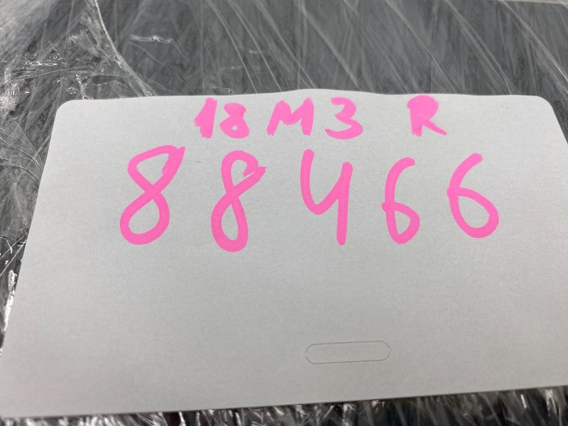 1100441 00 C ⭕ 2017-2020 Tesla Model 3 M3 Right B-Pillar Trim Molding and Camera 1100441-00-C