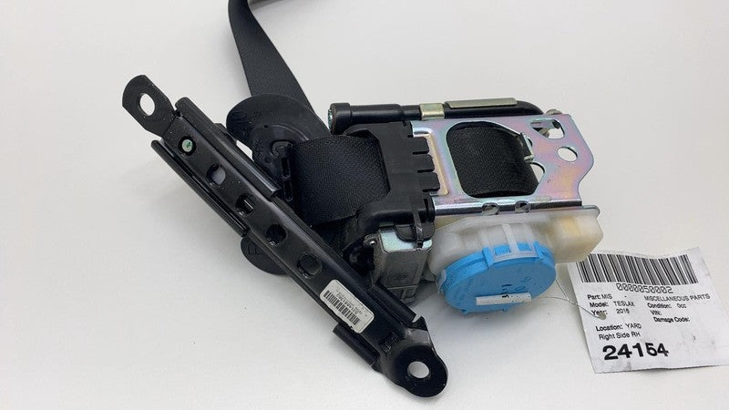 2016-2020 Tesla Model X Front Passenger Side 1st Row Seat Belt & Retra