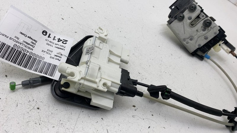111206300C ⭕ 21-23 Tesla Model X Front Left Door Latch Lock Actuator E-Release 1112063-00-C
