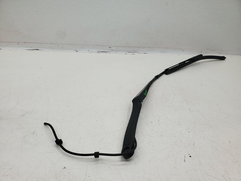 1076731-00-A ⭕ 2017-2022 Tesla Model 3 Front Windshield Wiper Arm & Blade Right 1076731-00-A