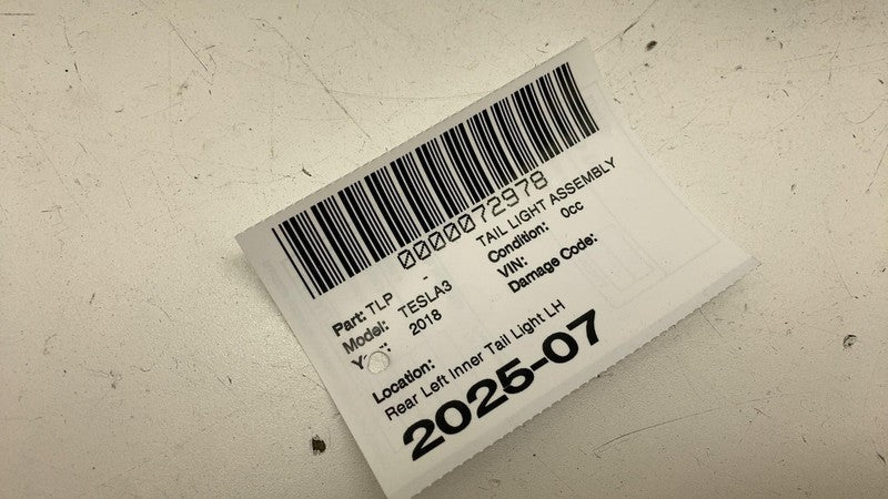 107740100E ⭕ 2017-2023 Model 3 Rear Left Inner Taillight LED Tail Lamp 3-Pin 1077401-00-E