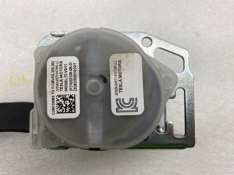 102313605D ⭕ 16-20 Model S Rear Driver Side 2nd Row Seat Belt & Retractor Left 1023136-05-D