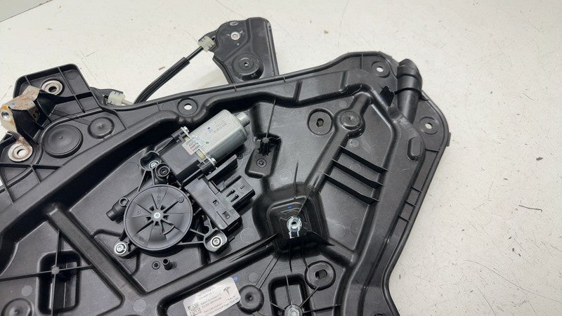 ⭕ 2025-2026 Tesla Model Y Rear Right Door Window Regulator & Motor 200