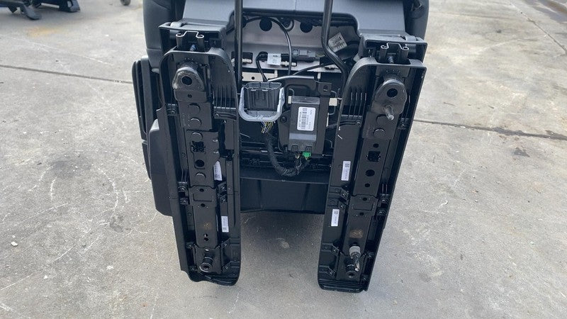 ⭕ 2018-2021 Lincoln Navigator Rear Right 2nd Row Complete Seat Cushion