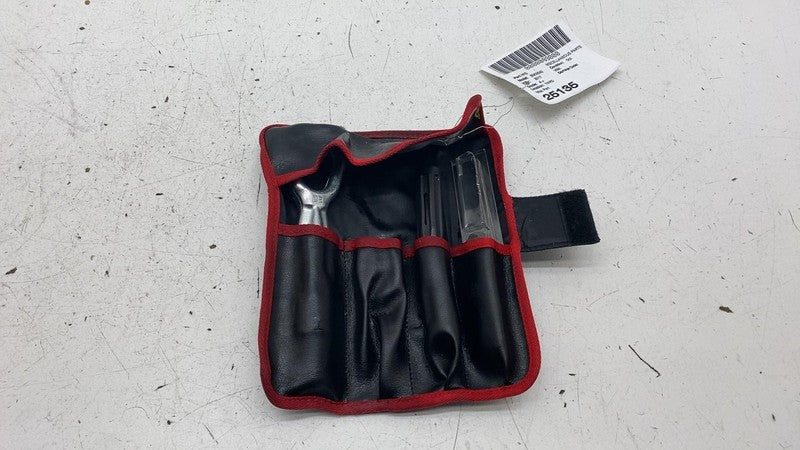 ⭕ 2017-2022 BMW 540i Tow Hook Towing Eye Hinge w/ Emergency Tool Case 