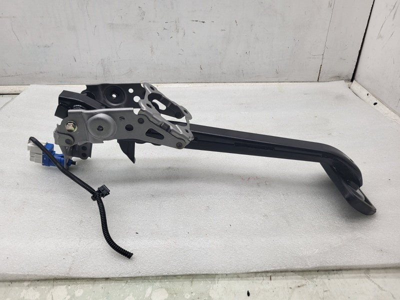 102769100B ⭕ 2016-2020 Tesla Model X MX Front Driver Brake Foot Pedal Assembly 1027691-00-B
