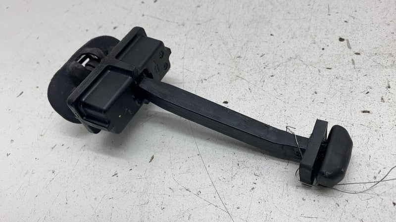 80083 ⭕ 2017-2020 Maserati Levante Rear Driver Side Door Check Strap Stop Stopper Left