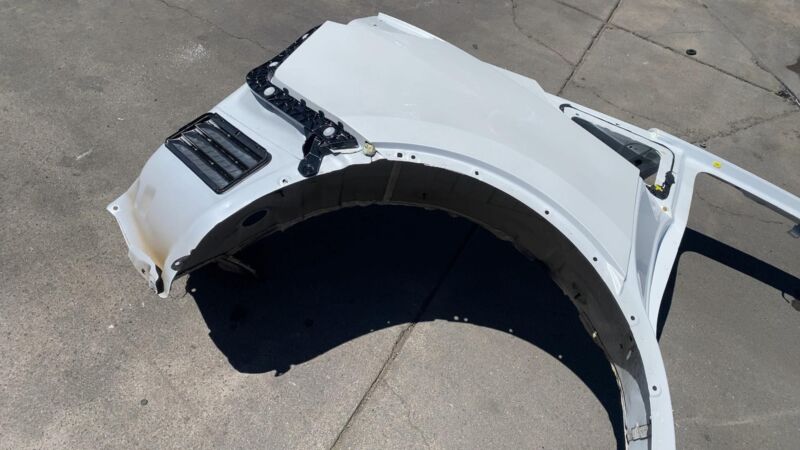 ⭕ 20-23 Tesla Model Y Rear Passenger Side Quarter Panel Structural Cutout Right