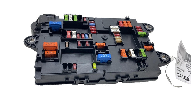 PT00031577E 2022 2023 2024 Rivian R1T R1S Passenger Side Fuse Junction Relay Box Right RH