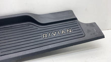 ⭕ 25 Rivian R1S Rear Right Scuff Plate Panel w/ C-Pillar Cover Trim C100219779-C