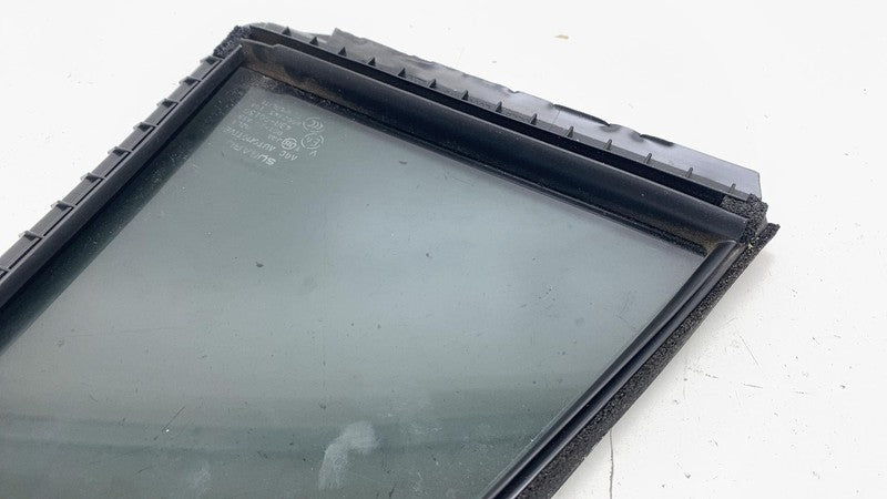 ⭕ 2018-2023 Subaru XV Crosstrek Rear Passenger Side Door Corner Vent Glass Right