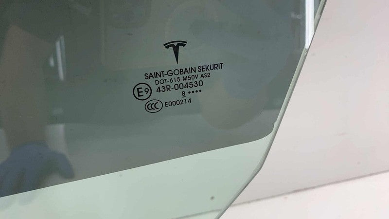 43R-004530 ⭕ 2017-2020 Tesla Model 3 Front Driver Side Door Window Glass Left (Single Pane)