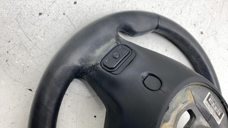 ⭕ 2017-2020 Maserati Levante Steering Wheel Leather Black w/ Control Switch OEM