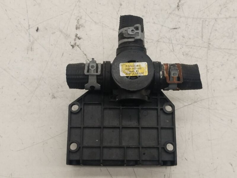 2016-2020 Tesla Model X 3-Way Coolant Valve Motor Actuator System 1064225-00-E