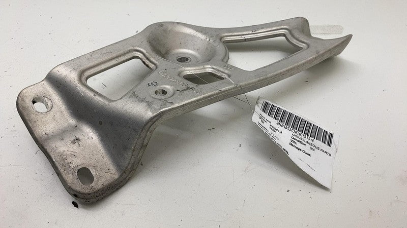 A 297 625 48 00 ⭕ 22-23 Mercedes EQS 450+ Front Right Fender Apron End Rail Bracket A2976254800