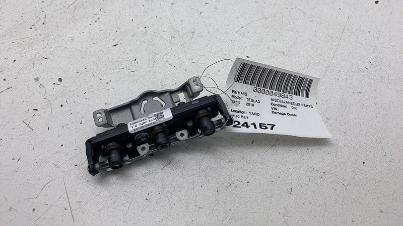 1143746 00 B 2017-2023 Tesla Model 3 Front Windshield Forward Facing Adjustable Triple Camera