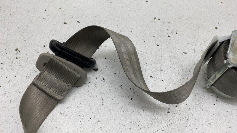 2013 2014 2015 2016 2017 2018 Ford C-Max Rear Driver Seat Belt Retract